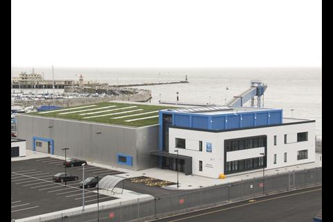 London Array’s new O&M base includes a grass ‘nature roof’. Photo: Peter Barker